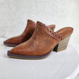Western Cowgirl Boot Style Mules in Tan 3" Heels